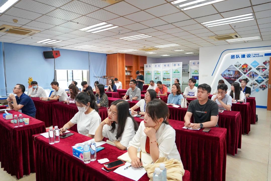 KB88凯时官网集团引领AI风潮，，，，，，全员学习共创生长