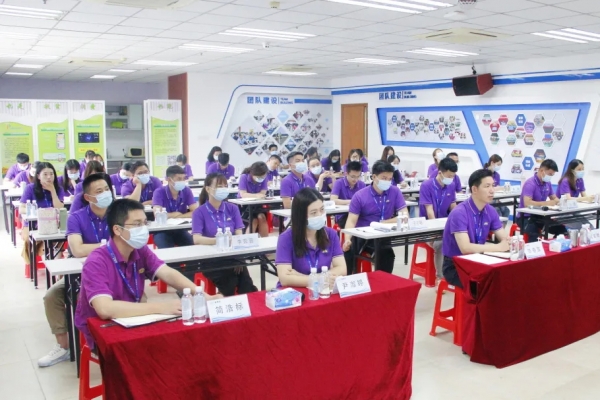 KB88凯时官网集团“都会更新前期事情项目司理培训班”开讲