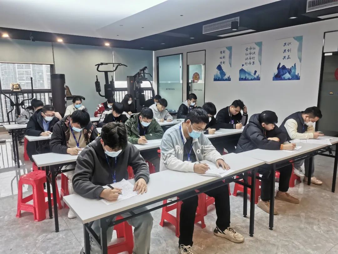 热火朝天辞旧岁 劲头十足迎新春-KB88凯时官网控股集团